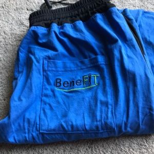 Benefit waterproof scrub pants